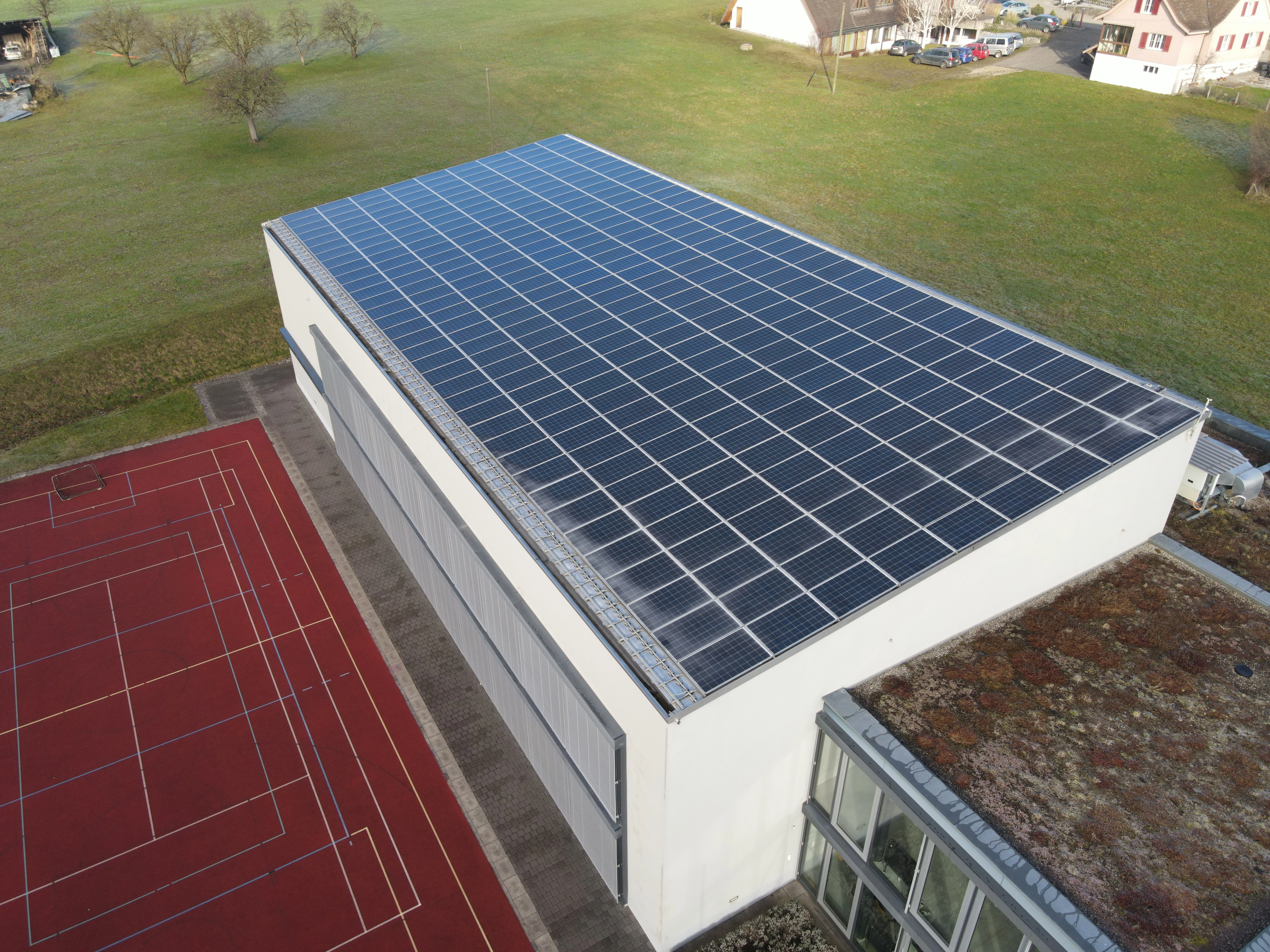 Bild Solaranlage MZH Doerlimatt